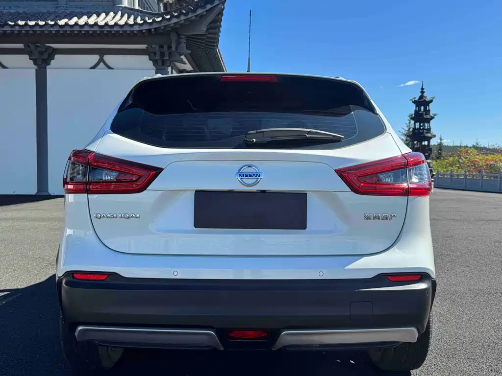Nissan Qashqai — фото 5