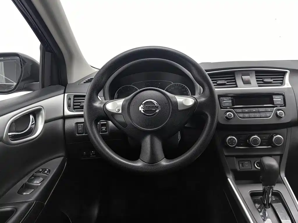 Nissan Sylphy — фото 11