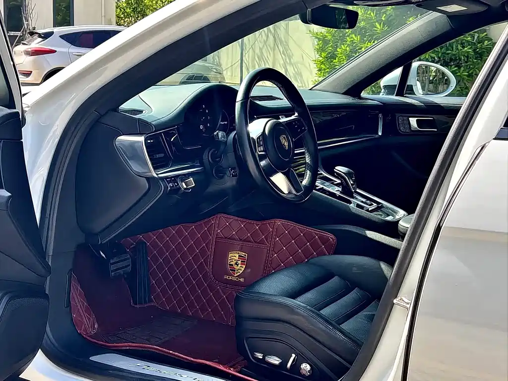 Porsche Panamera — фото 4