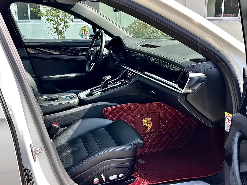 Porsche Panamera — фото 10