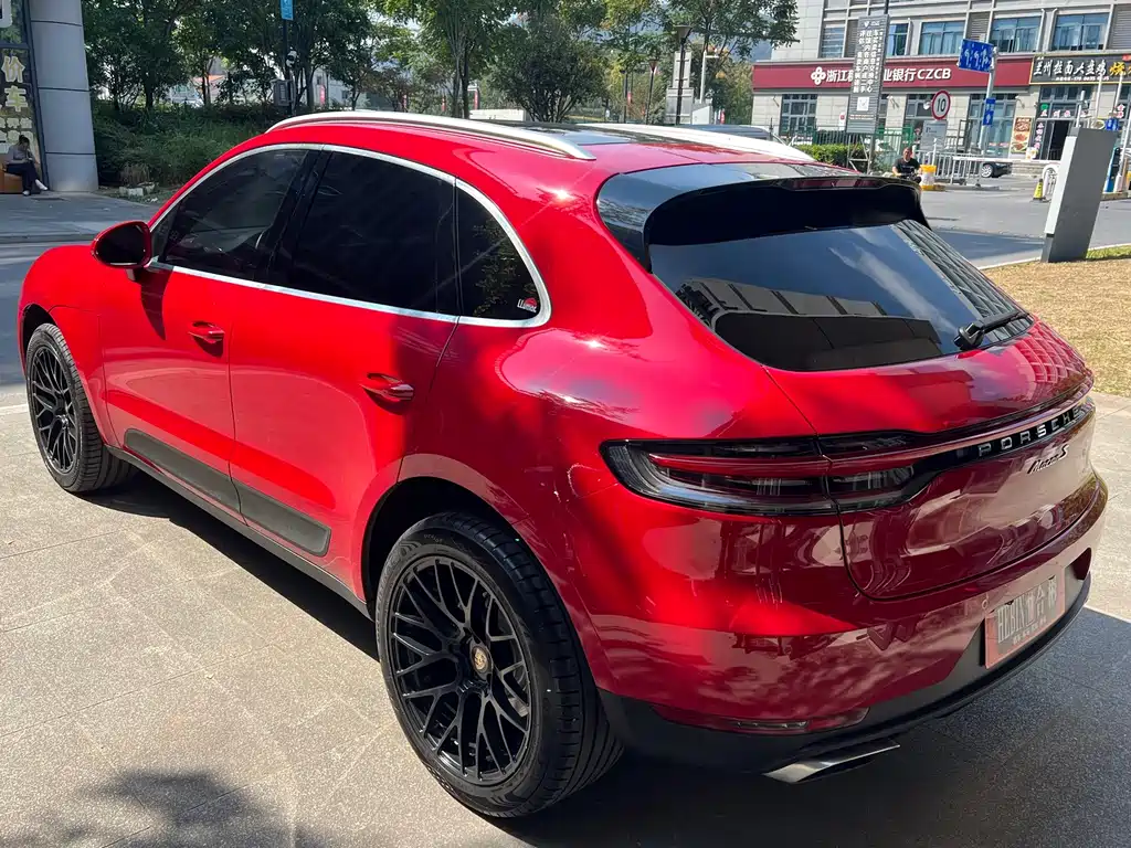 Porsche Macan — фото 7