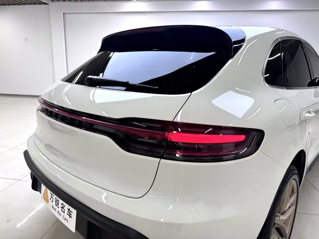 Porsche Macan — фото 7