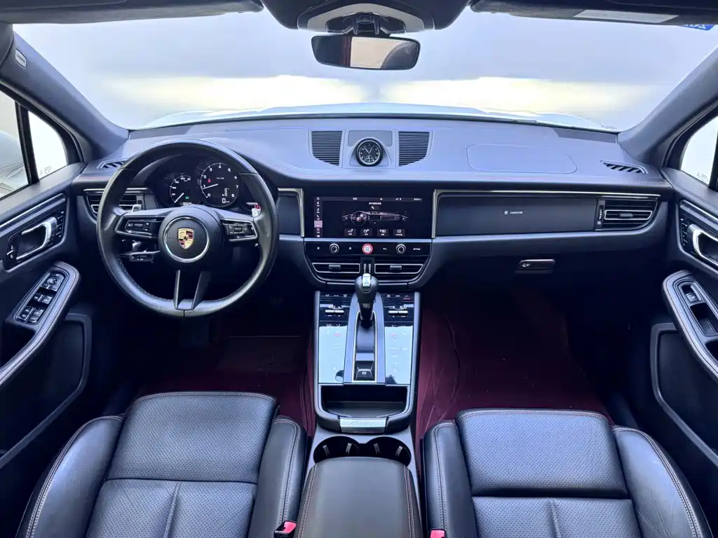 Porsche Macan — фото 10