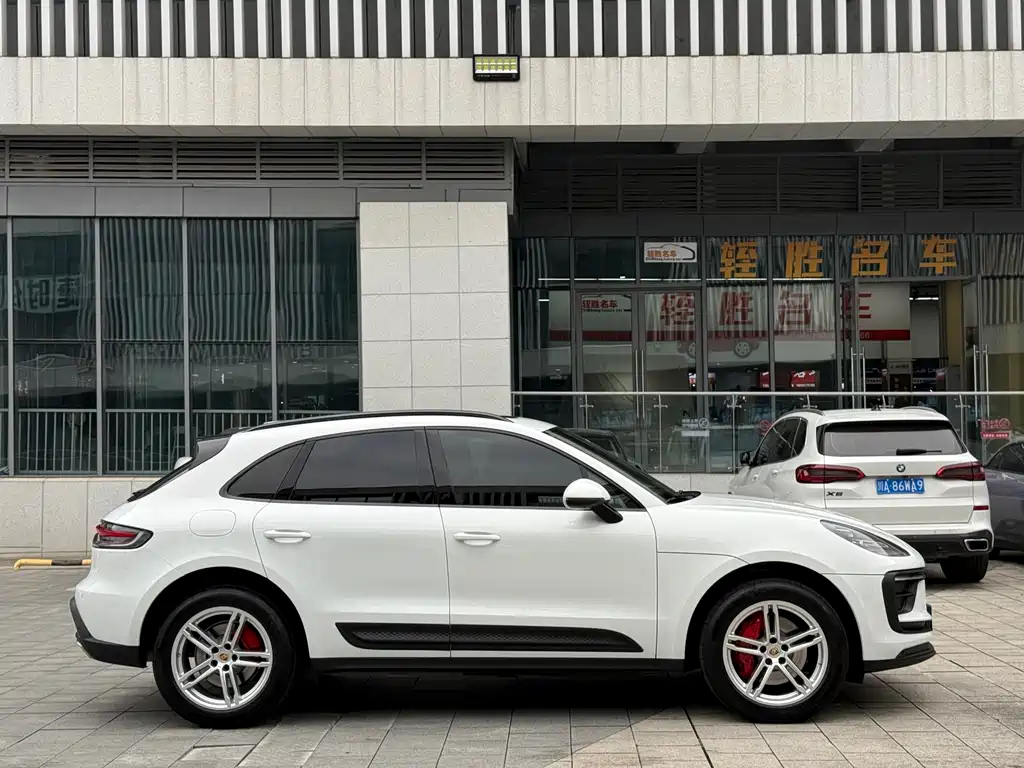 Porsche Macan — фото 4