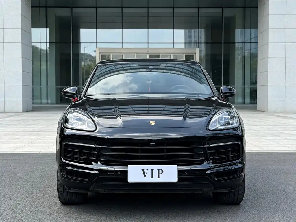 Porsche Cayenne — фото 2