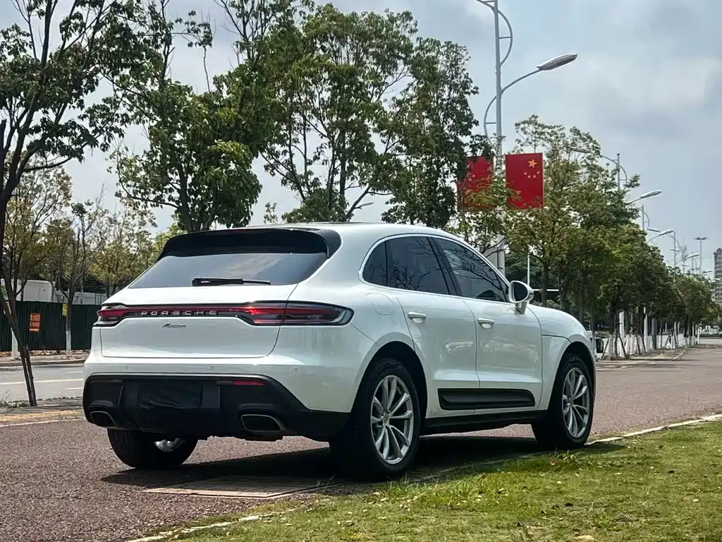 Porsche Macan — фото 7