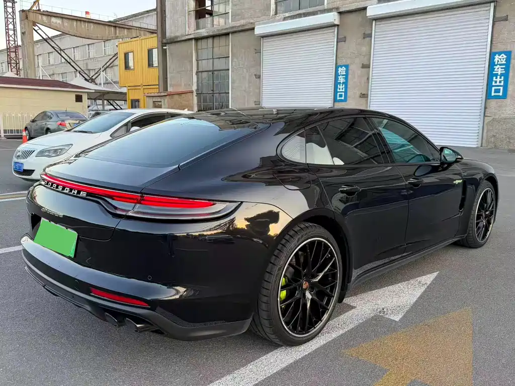 Porsche Panamera Hybrid — фото 8