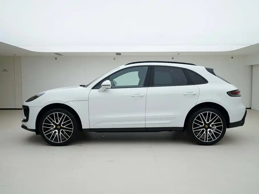 Porsche Macan — фото 3