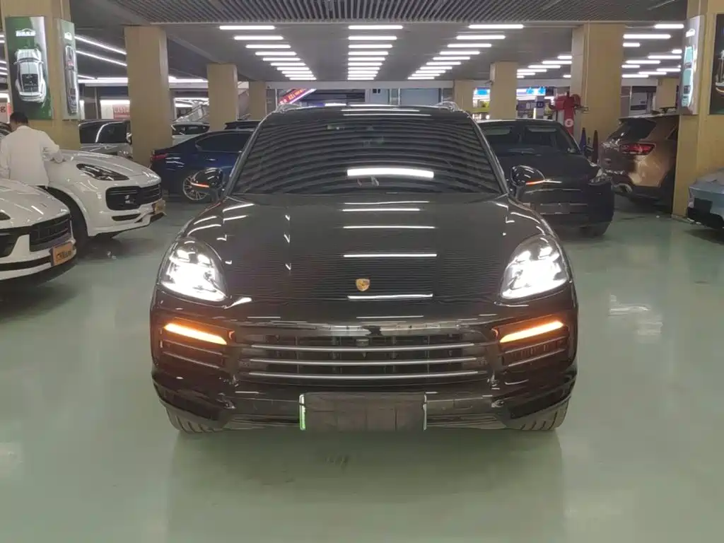 Porsche Cayenne Hybrid — фото 3