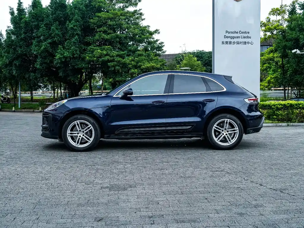 Porsche Macan — фото 14