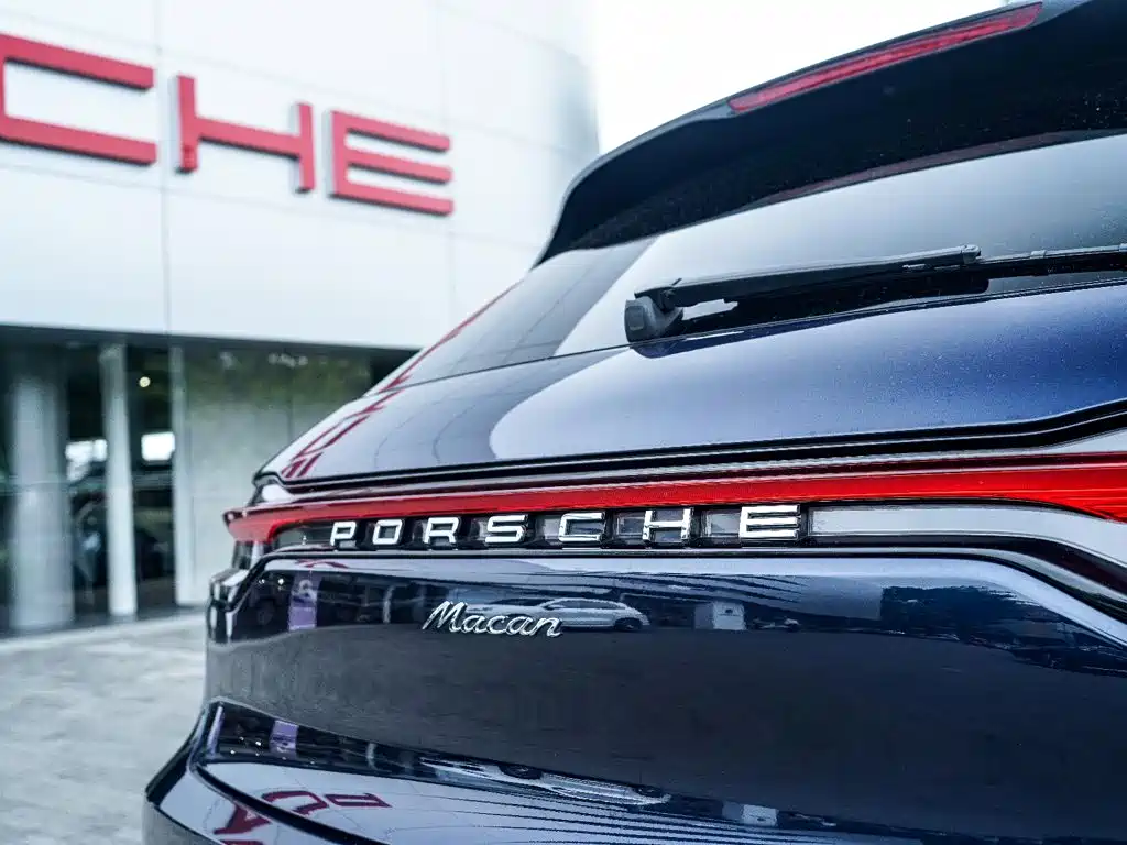 Porsche Macan — фото 9