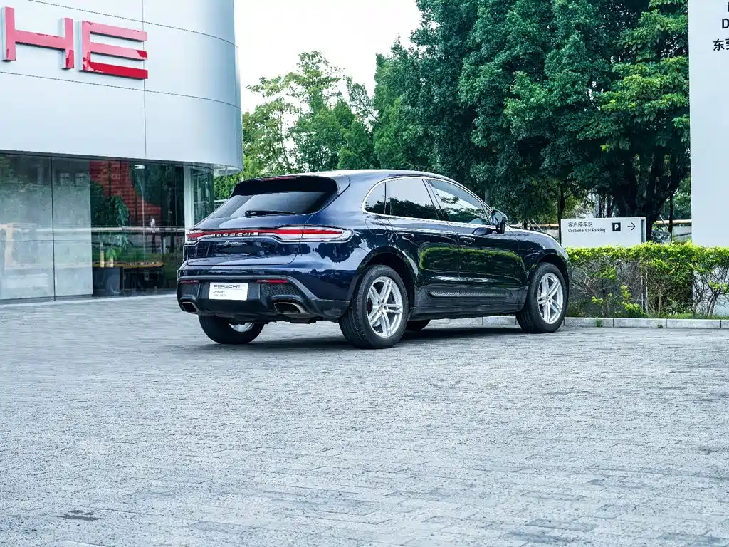 Porsche Macan — фото 10