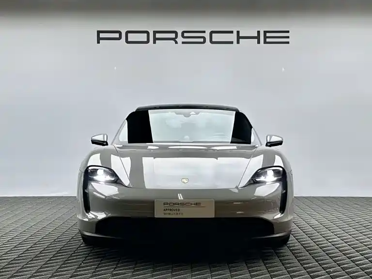 Porsche Taycan — фото 2
