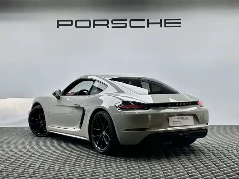 Porsche 718 — фото 5