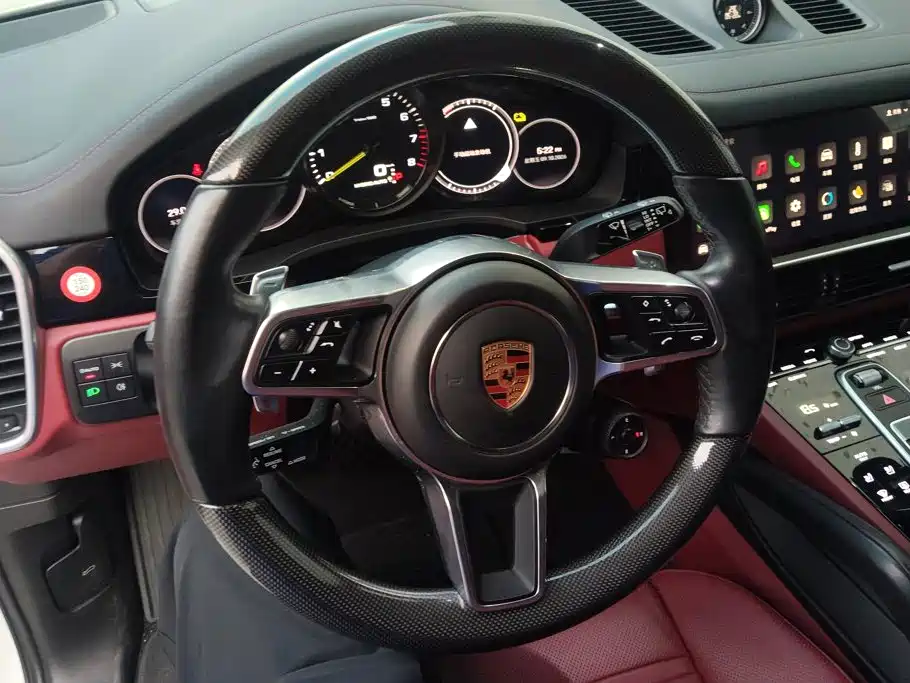 Porsche Cayenne Hybrid — фото 15