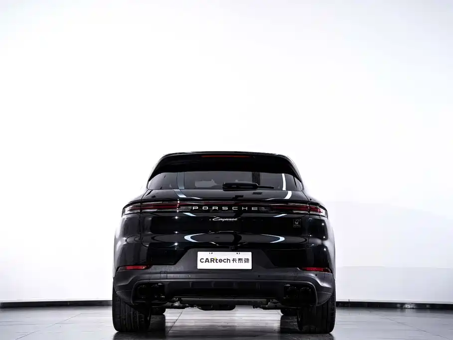 Porsche Cayenne — фото 7