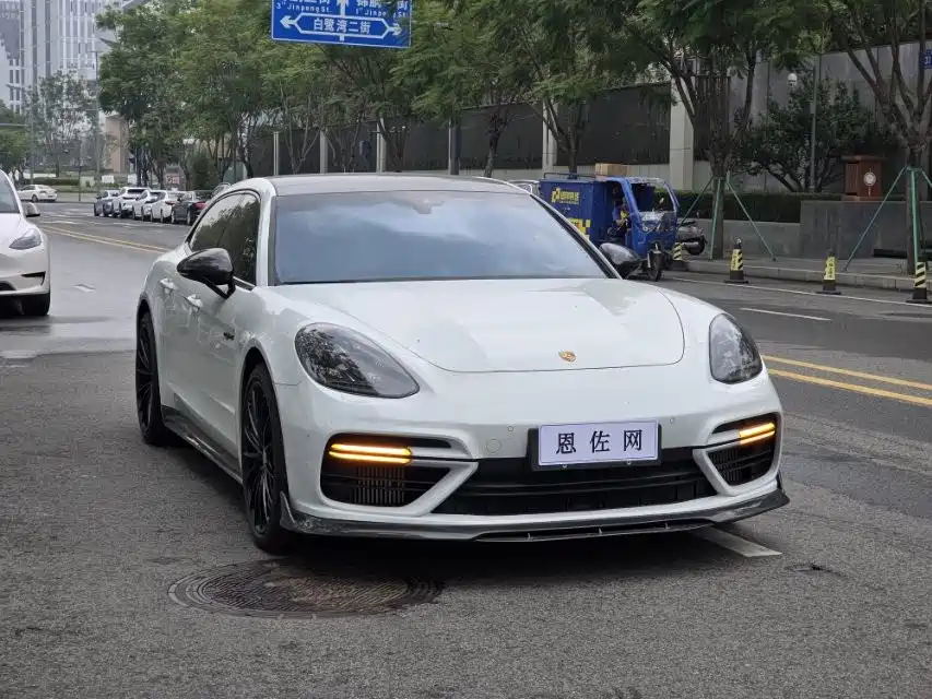 Porsche Panamera Hybrid — фото 4