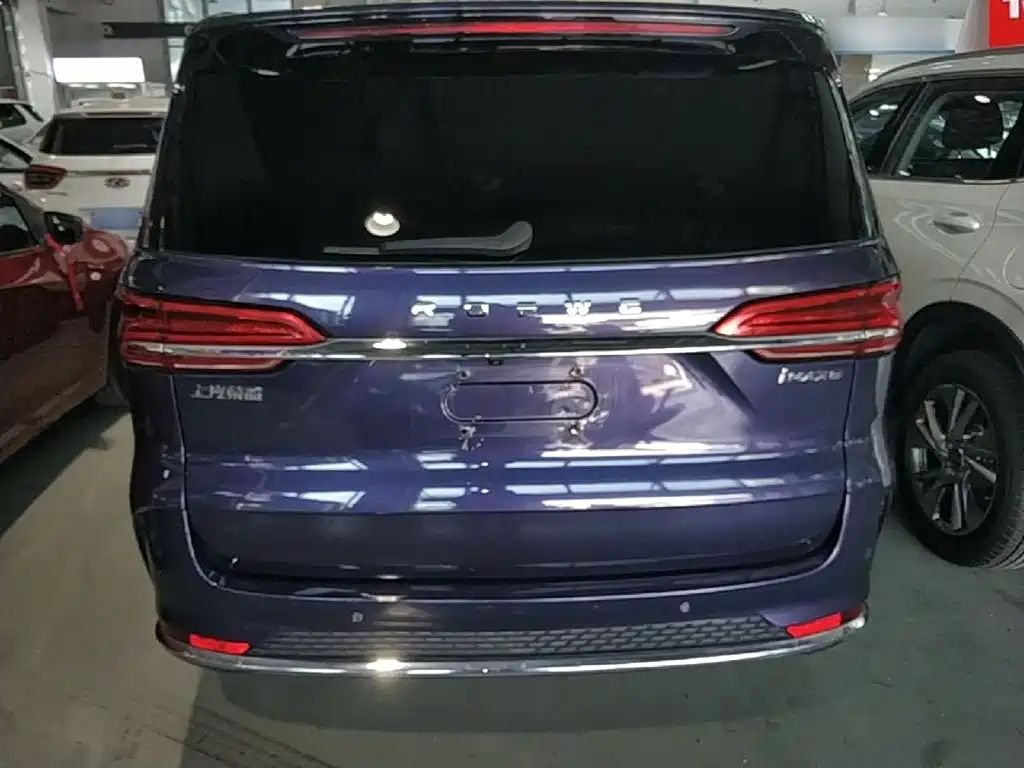 Roewe iMAX8 — фото 6