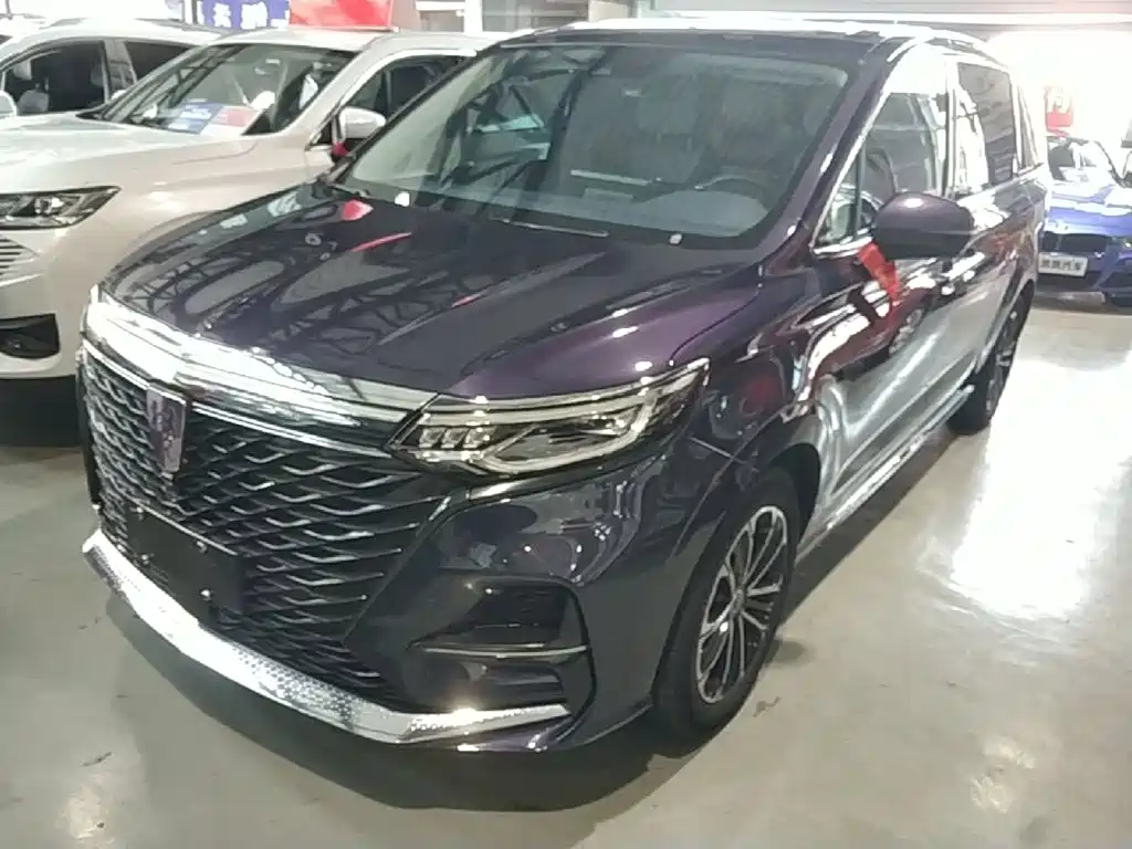 Roewe iMAX8