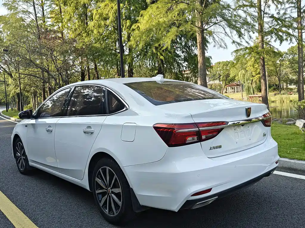 Roewe i6 Classic — фото 5
