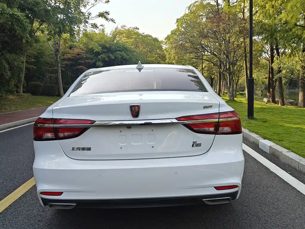 Roewe i6 Classic — фото 6