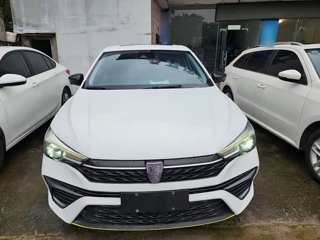 Roewe i5 — фото 3