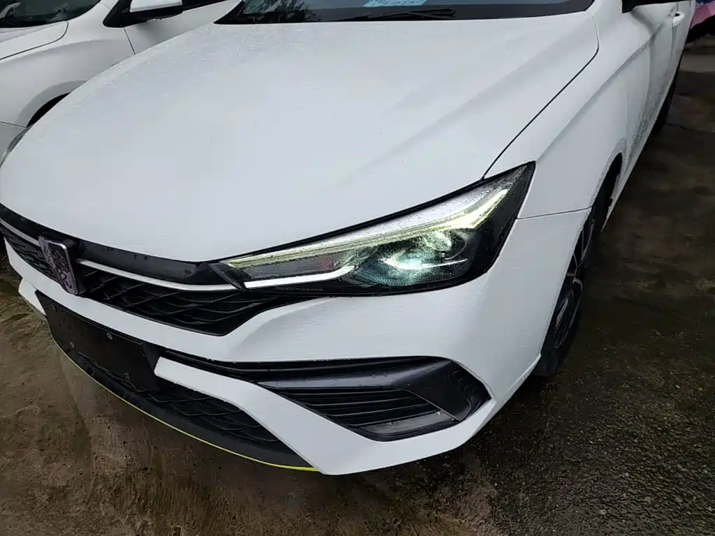 Roewe i5 — фото 24