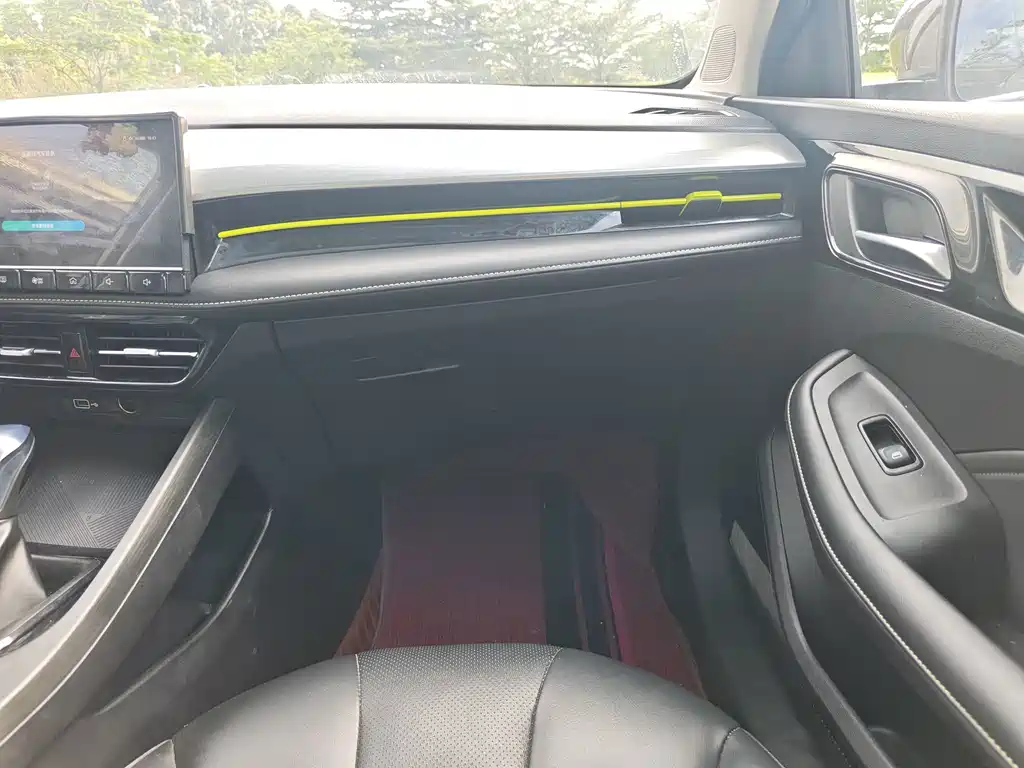 Roewe i5 — фото 18