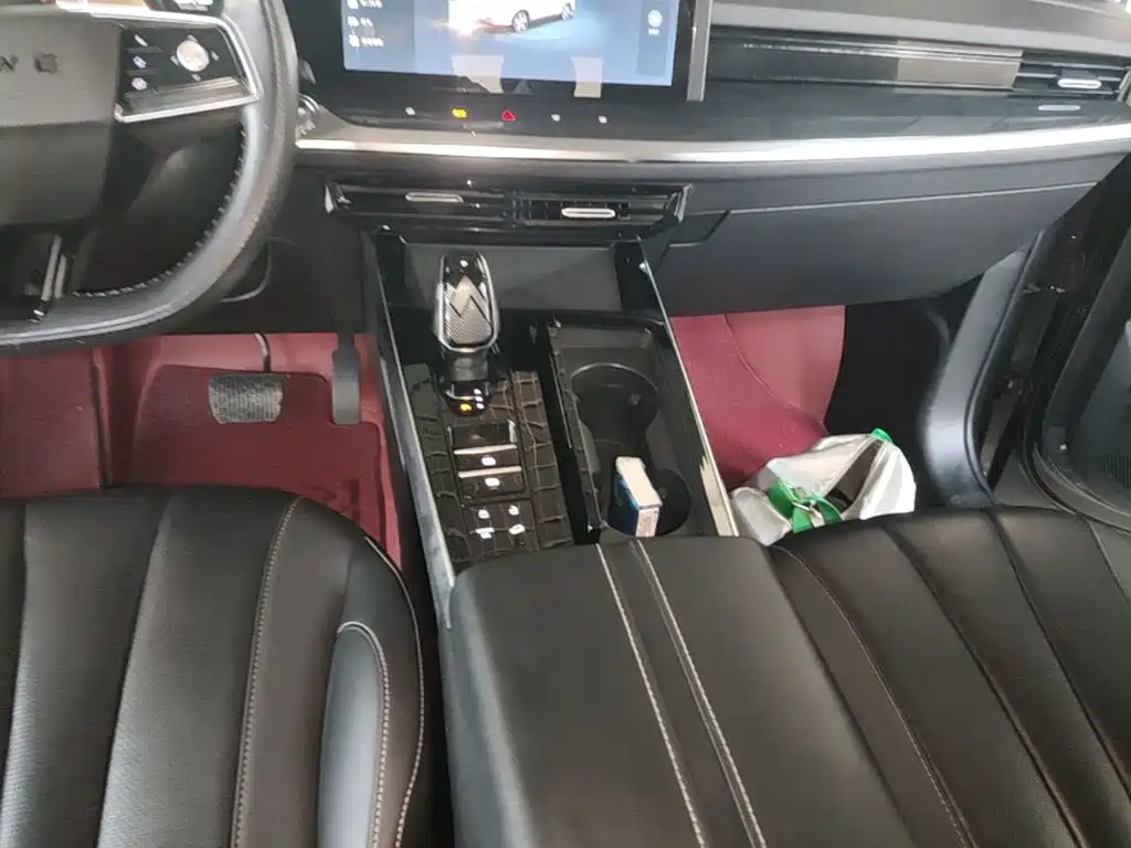 Roewe RX5 MAX — фото 14