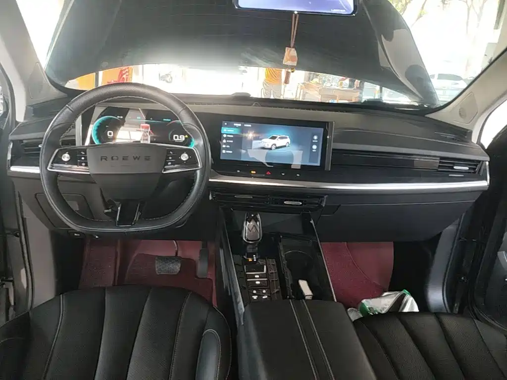 Roewe RX5 MAX — фото 10