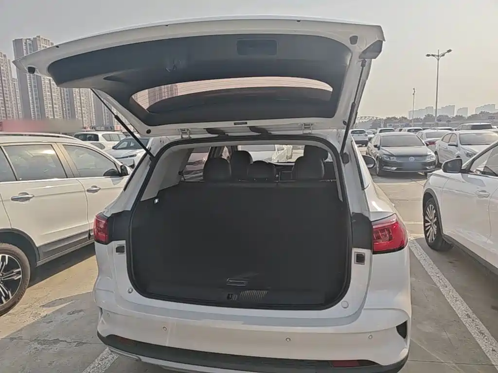 Roewe RX5 MAX — фото 19