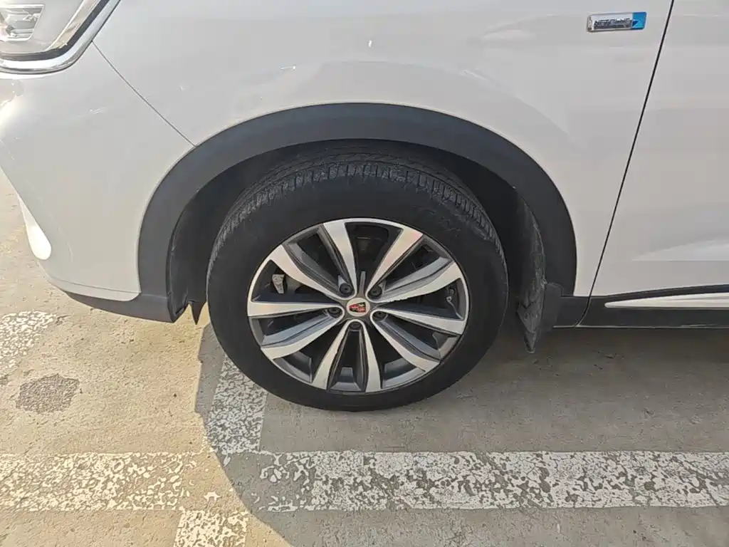 Roewe RX5 MAX — фото 23