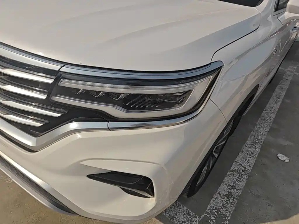 Roewe RX5 MAX — фото 24