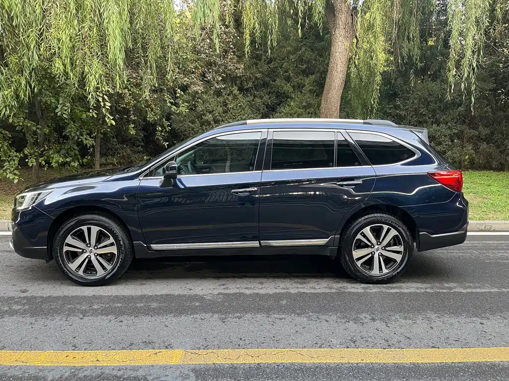Subaru Outback — фото 3