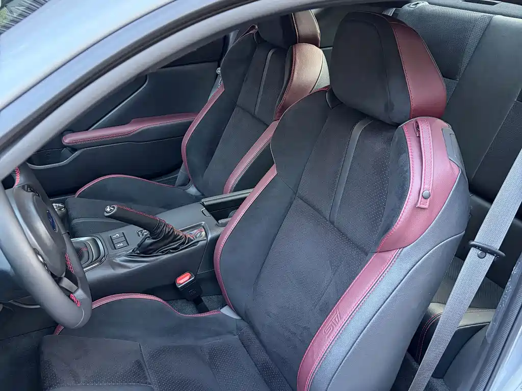 Subaru BRZ — фото 4