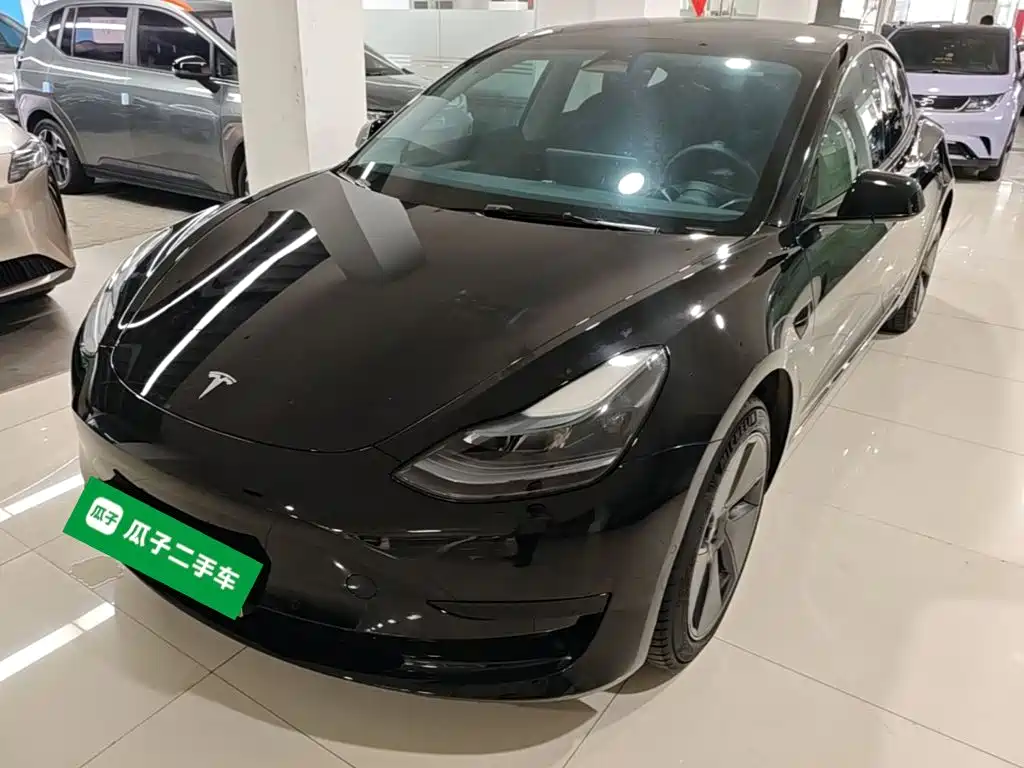 Tesla Model 3 — фото 2