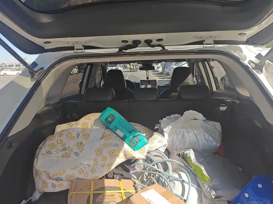 Toyota RAV4 — фото 4