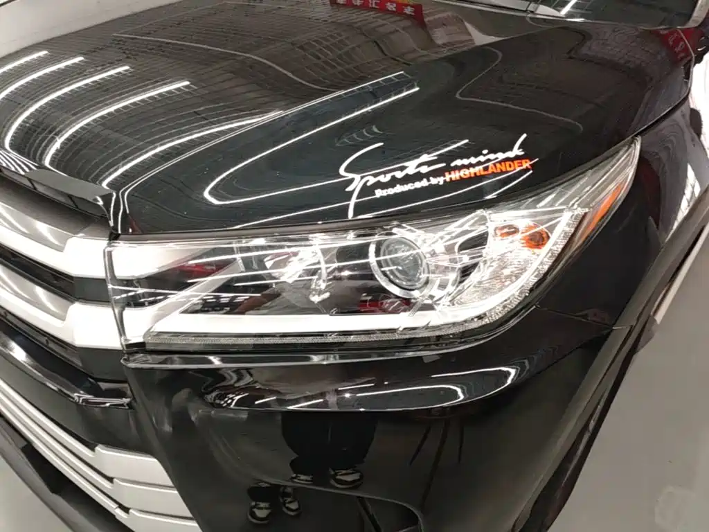 Toyota Highlander — фото 24