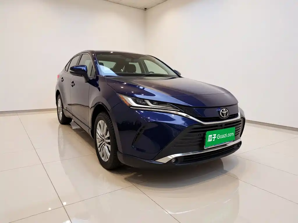 Toyota Harrier — фото 24