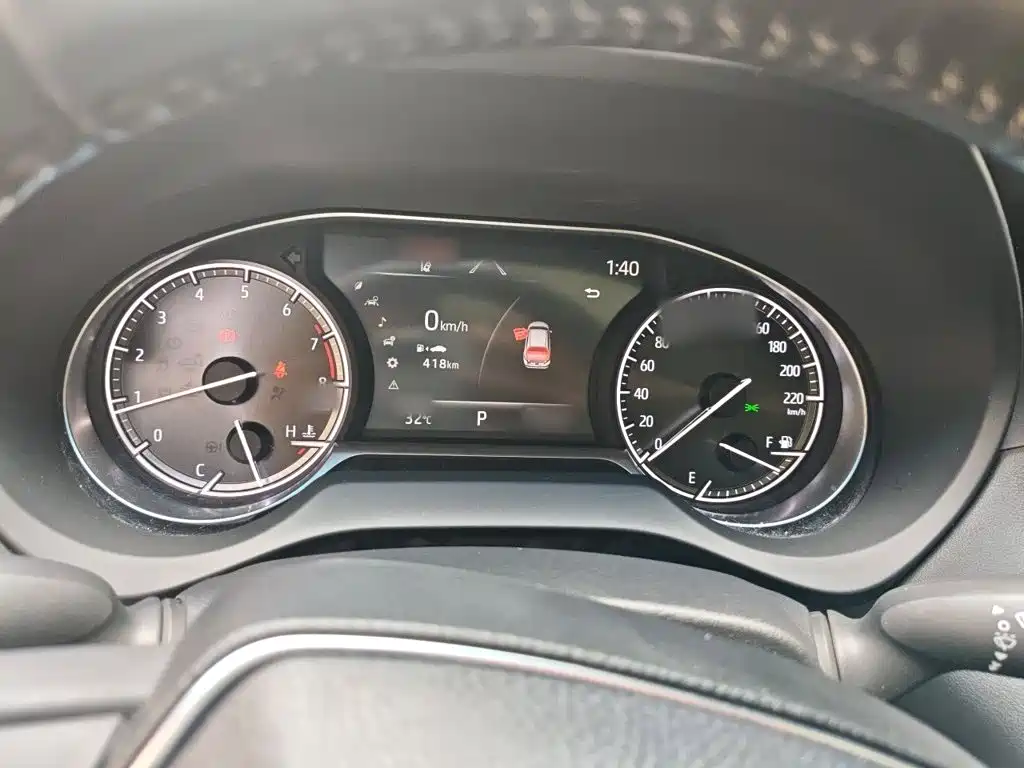 Toyota Harrier — фото 4
