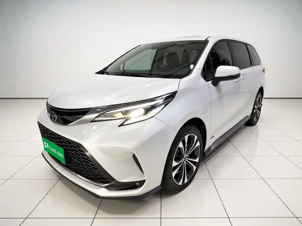 Toyota Granvia — фото 2