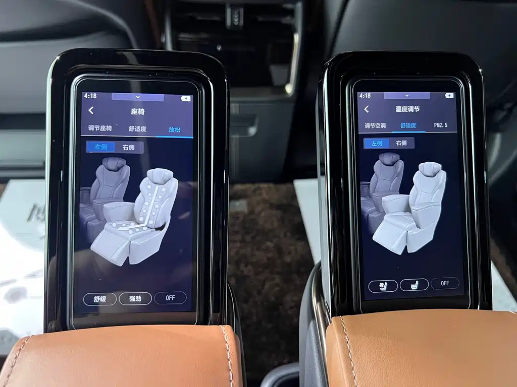 Toyota Alphard — фото 34