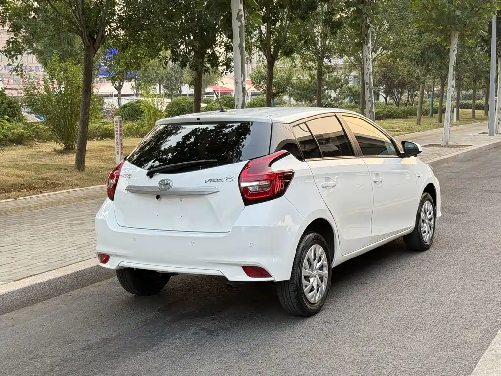 Toyota Vios FS — фото 6