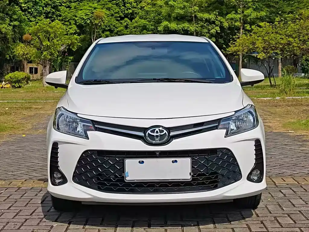 Toyota Vios FS — фото 2