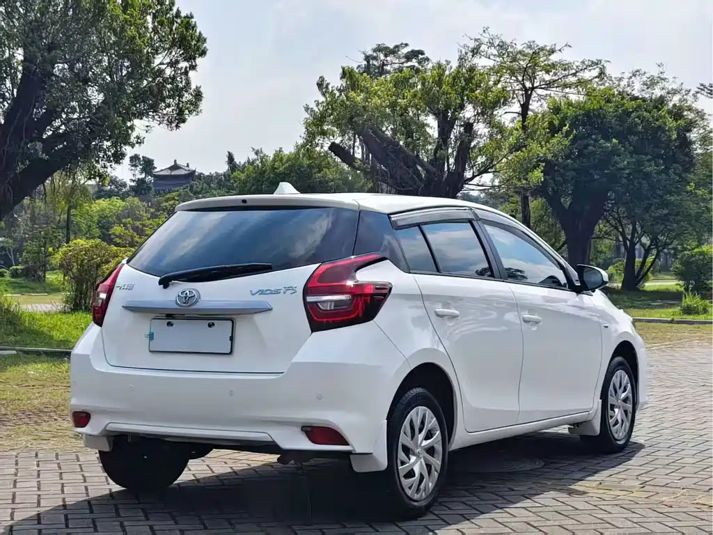 Toyota Vios FS — фото 9