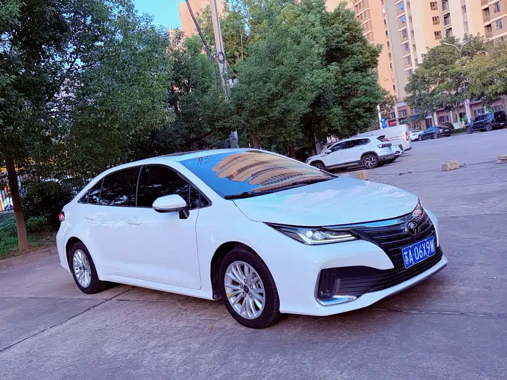 Toyota Allion — фото 3
