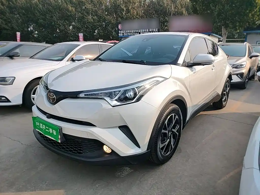 Toyota C-HR — фото 2