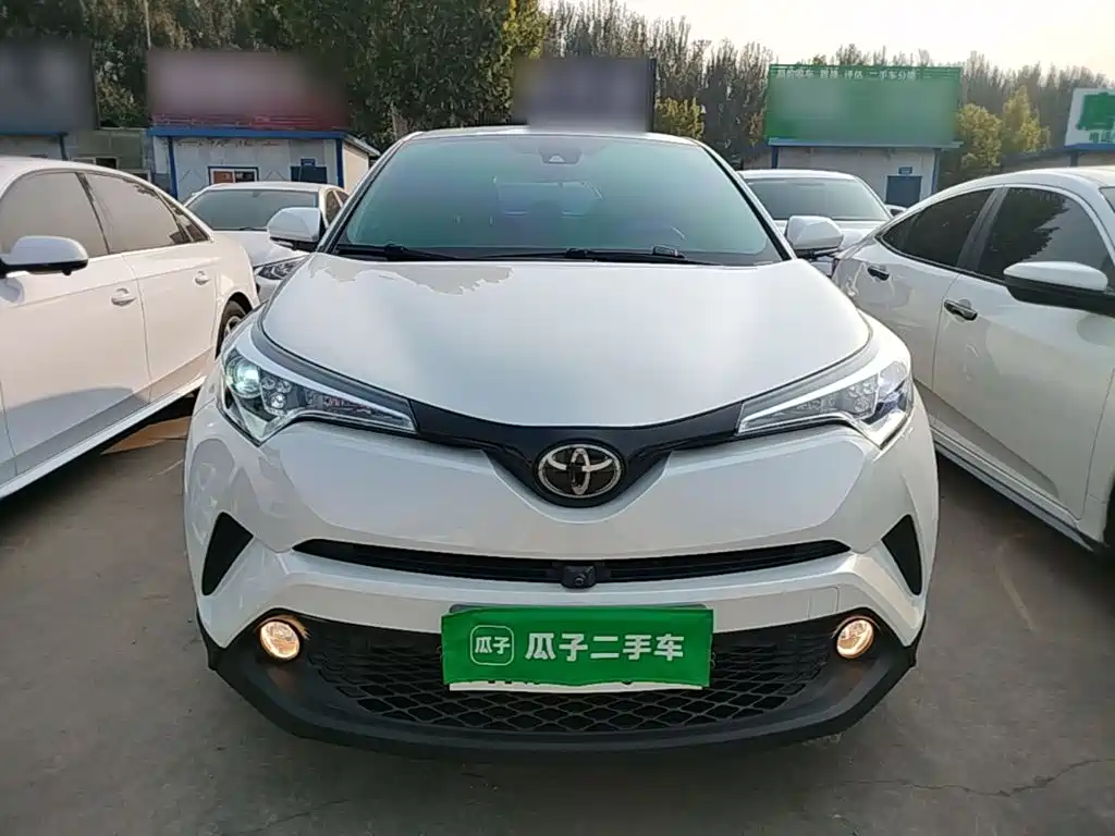 Toyota C-HR — фото 3