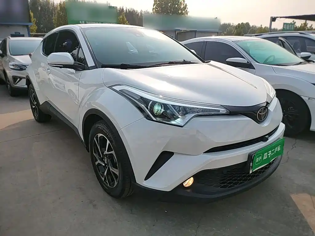 Toyota C-HR — фото 4