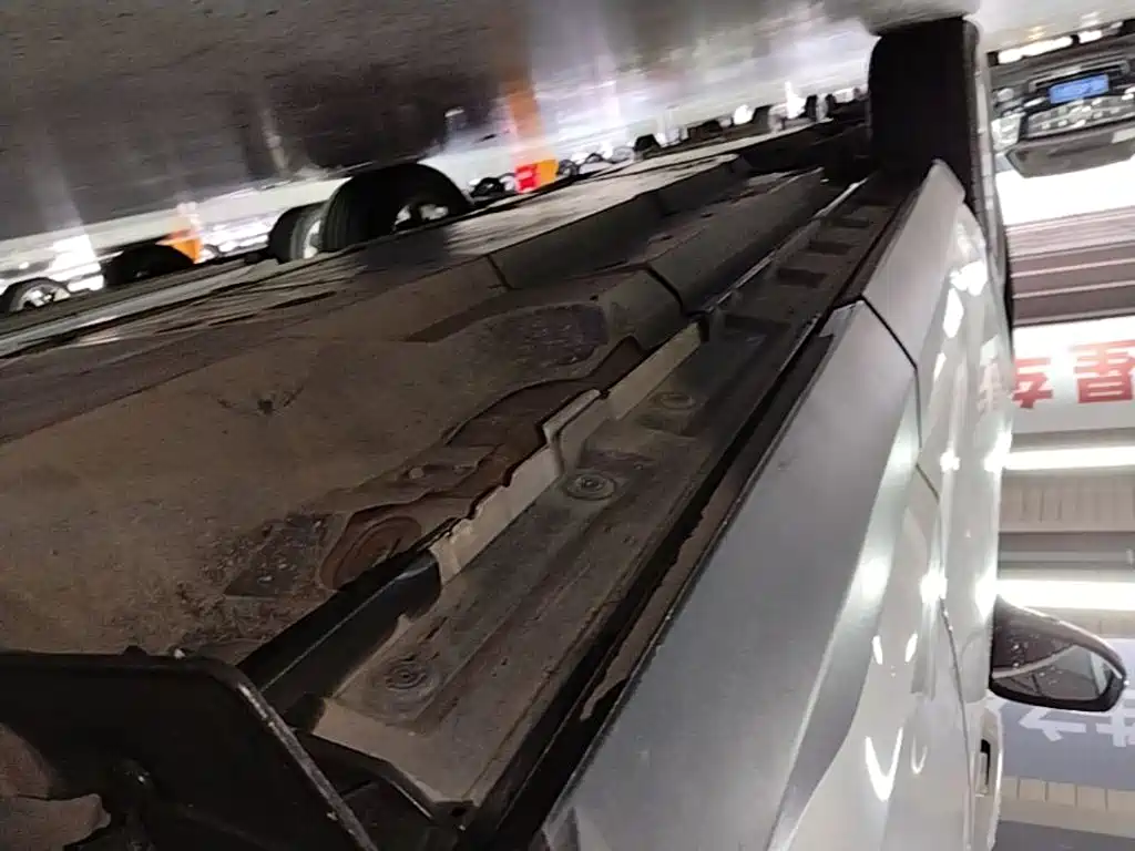 Toyota RAV4 — фото 22